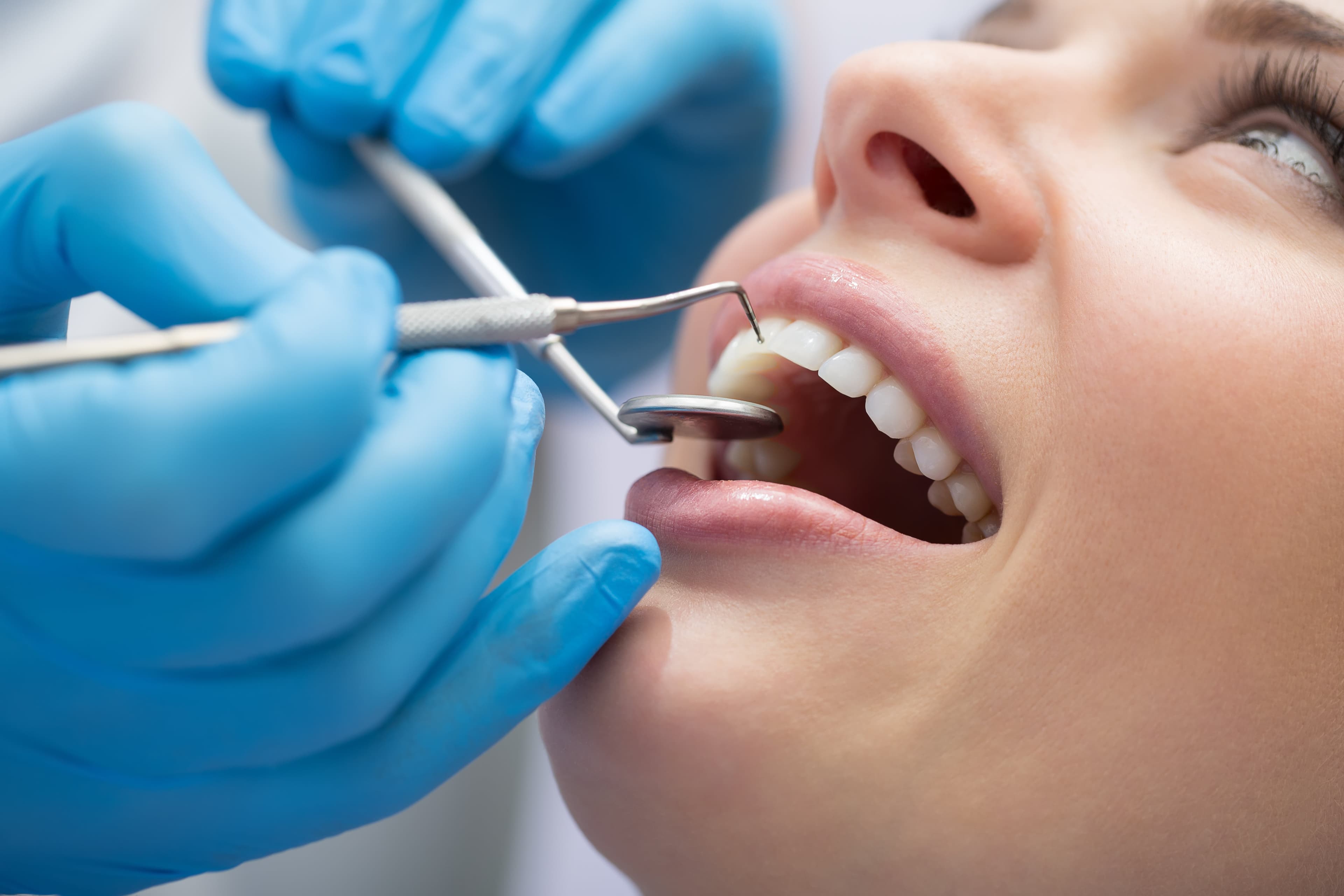 Advanced Dental Treatments at Sinta Medical Center in Dubai